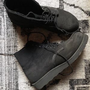 Red Wing 1989 6’ Black Rough Out Leather Boots